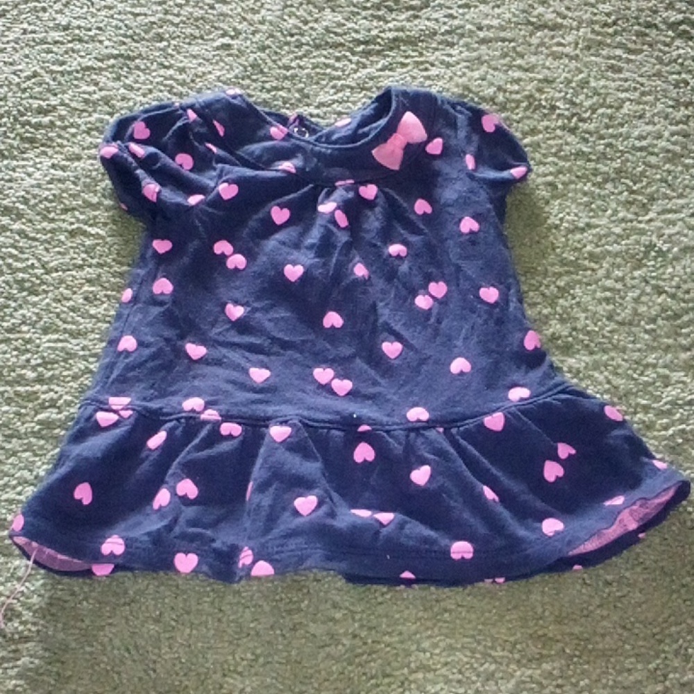 Carter's Girls toddler pink heart shirt size 12m